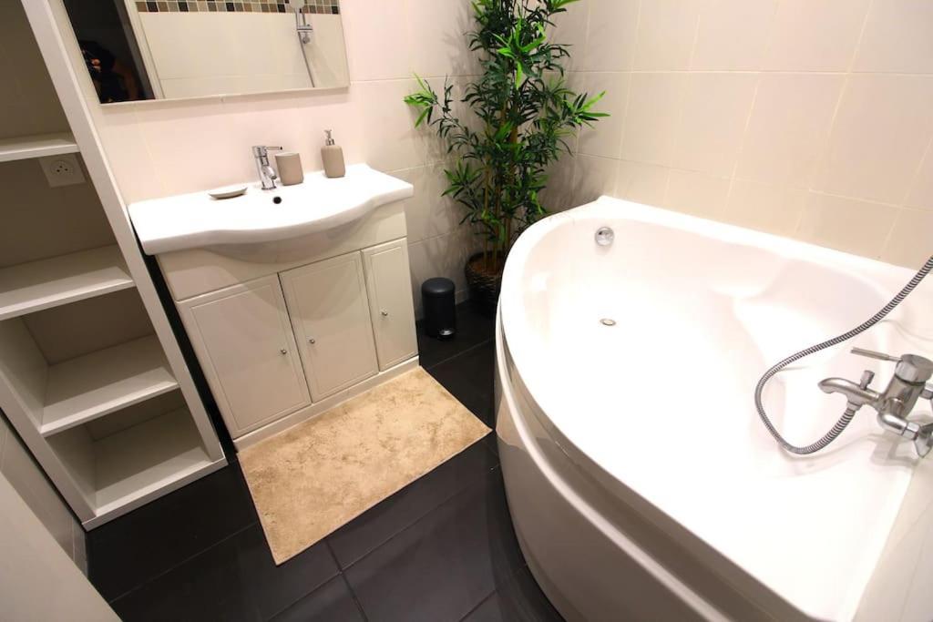 מרסיי Le Central Parc - T2-Spacieux-Clim-Wifi מראה חיצוני תמונה